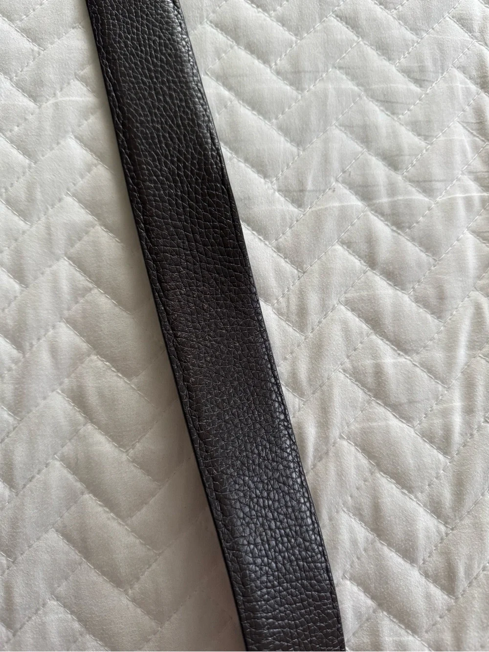 Tom Ford Signature T Buckle Grain Leather Belt Reversible Black Brown, Size 95